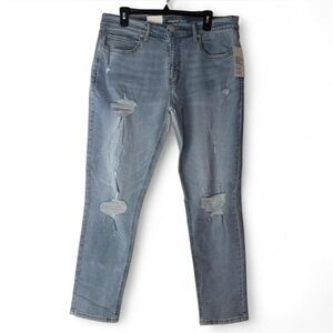 NWT Original Use Men's Slim Taper Distressed Jeans 34x32 Light Wash